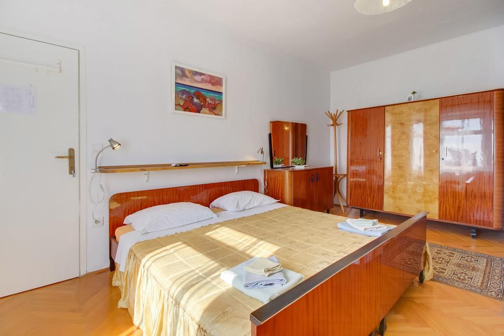 Apartment Agava Miholascica エクステリア 写真